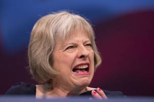 Brytyjska premier, Theresa May, wściekła w chuj agresywna