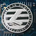 Kryptowaluta Litecoin LTC na płytce scalonej